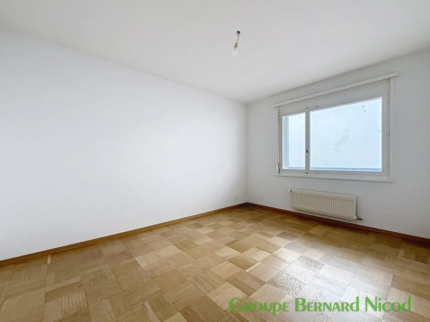 Appartement Charmant avec Vue sur le Lac - Photo 5 sur 7
