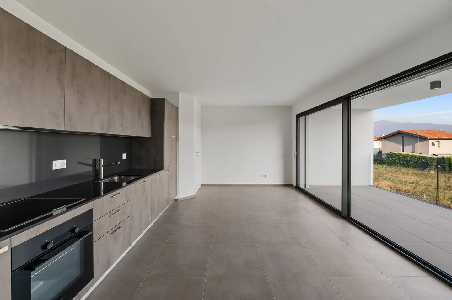 Modern 2.5-Room Apartment in the Residenza Fontis, Stabio, for Sale - Photo 1 of 18