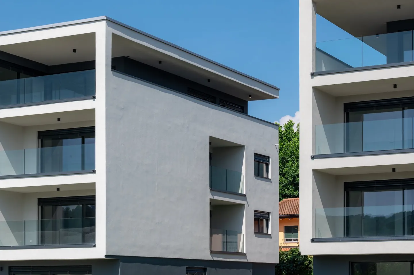 Modern 2.5-Room Apartment in the Residenza Fontis, Stabio, for Sale - Photo 14 of 18