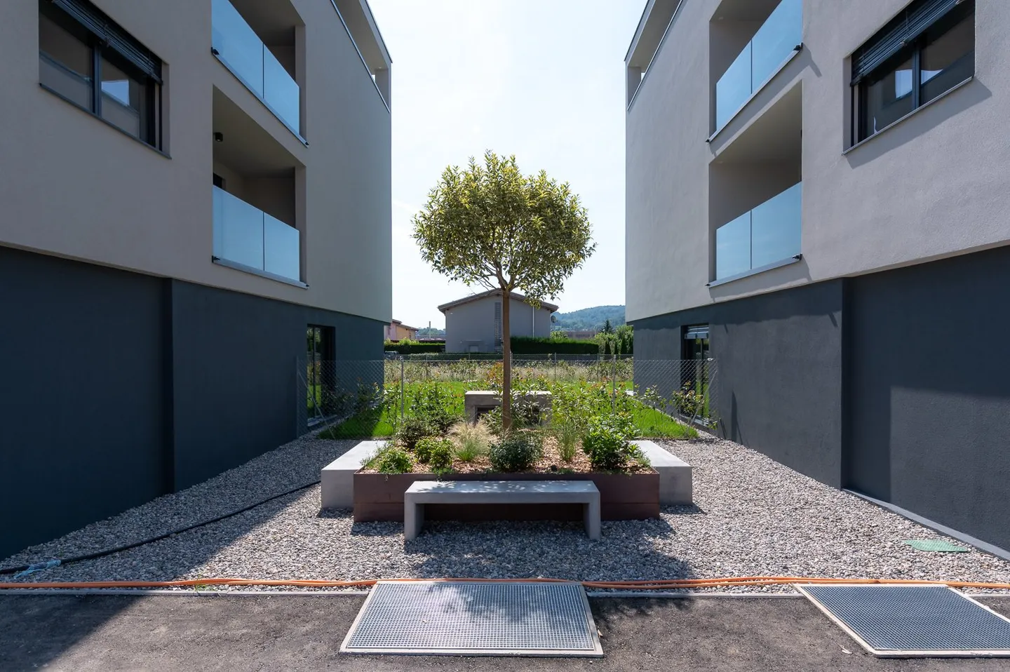 Modern 2.5-Room Apartment in the Residenza Fontis, Stabio, for Sale - Photo 15 of 18