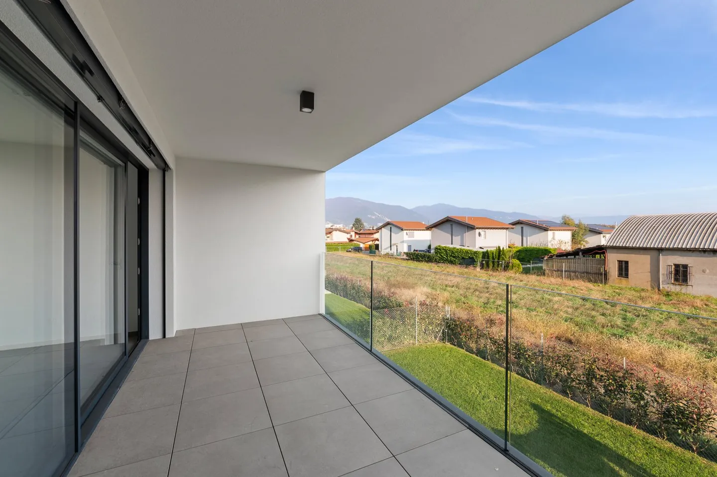 Modern 2.5-Room Apartment in the Residenza Fontis, Stabio, for Sale - Photo 5 of 18