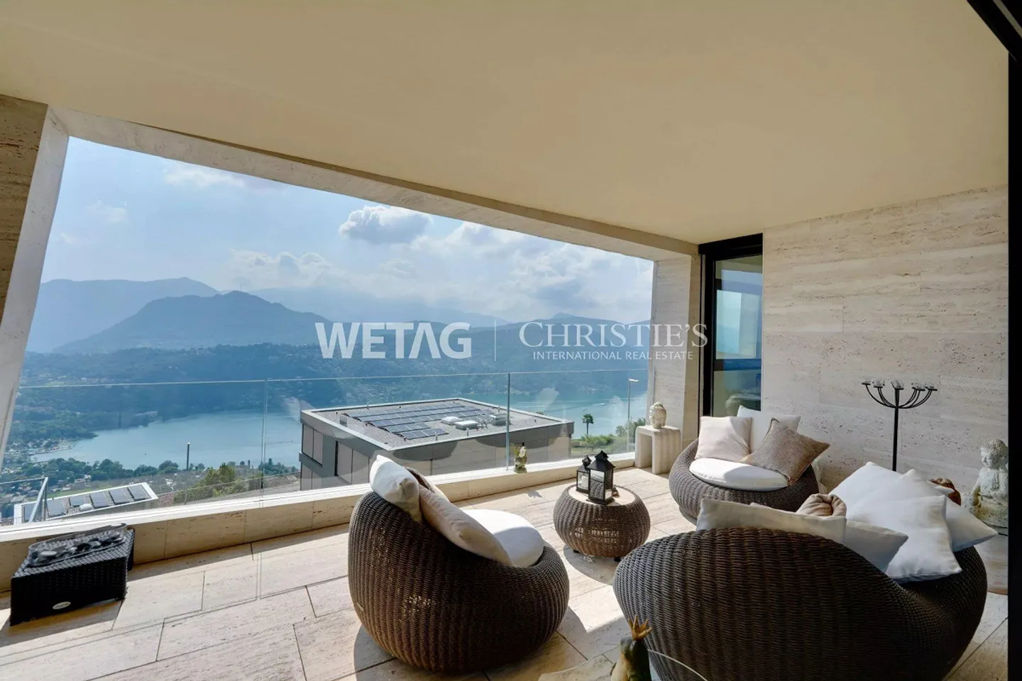 In vendita a Lugano-Vernate: Appartamento attico moderno con vista spettacolare sul lago - Foto 1 di 13