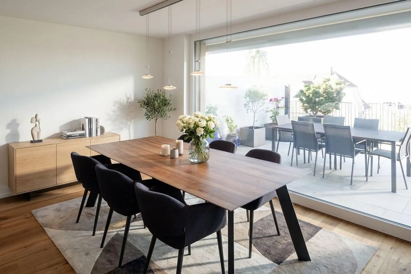 Moderne Terrassenwohnung in Remetschwil - Foto 4 von 13