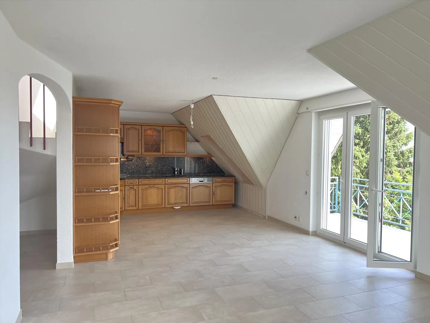 Traumhafte Maisonette mit Panoramablick aufs Seeland und die Alpen ? ruhig gelegen in Bettlach - Photo 2 sur 13