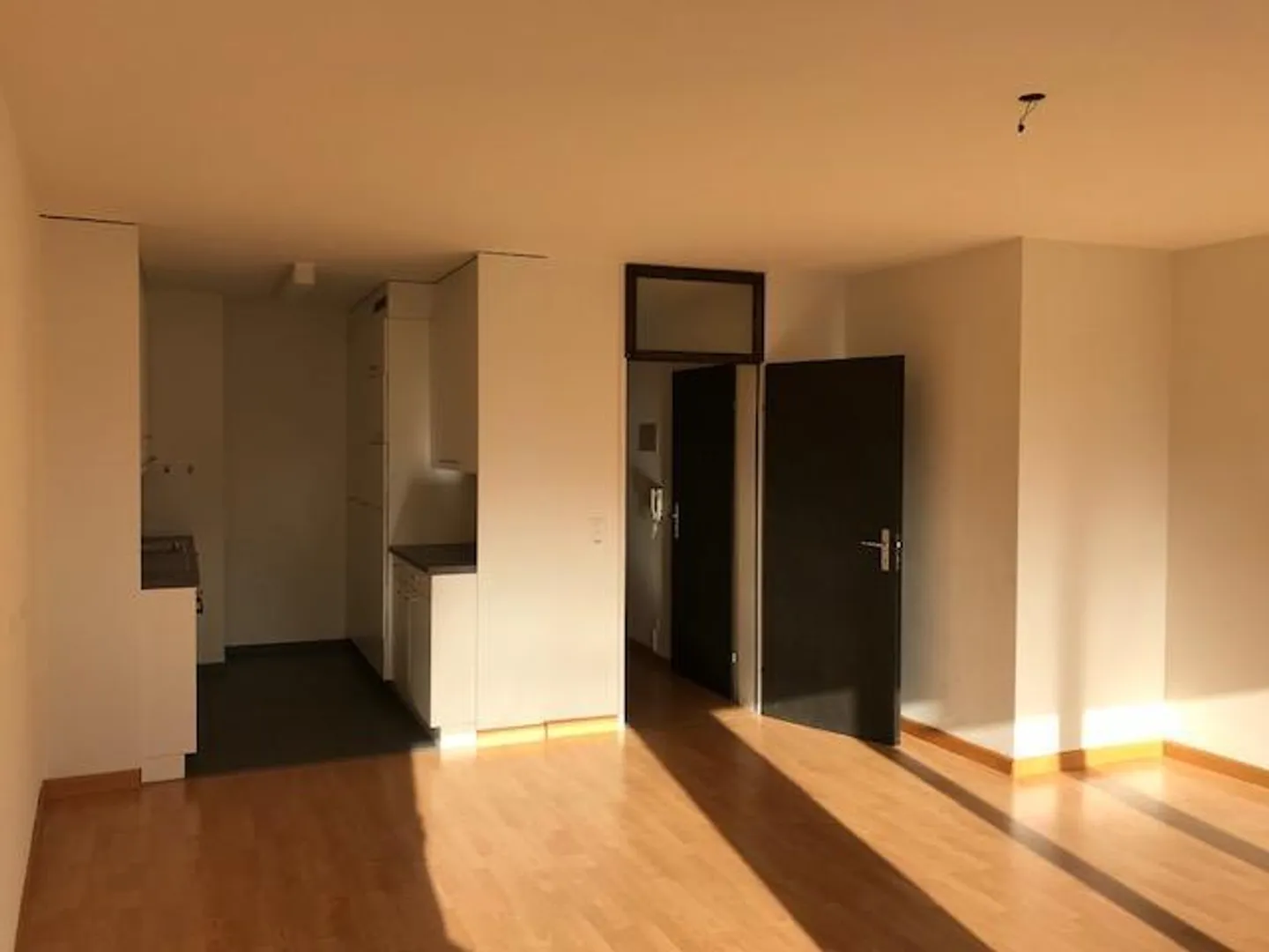 2.0 Room Apartment in Riehen - Photo 3 of 8