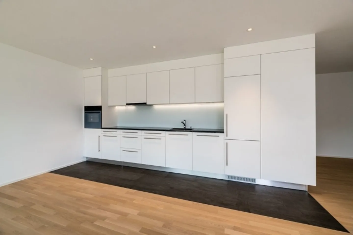 Modern apartment in Magliaso 3.5 rooms / app. 16 - 2 months free - Photo 2 of 8