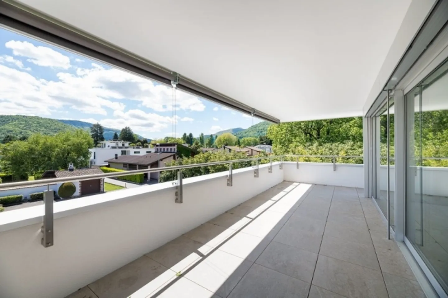 Modern apartment in Magliaso 3.5 rooms / app. 16 - 2 months free - Photo 3 of 8