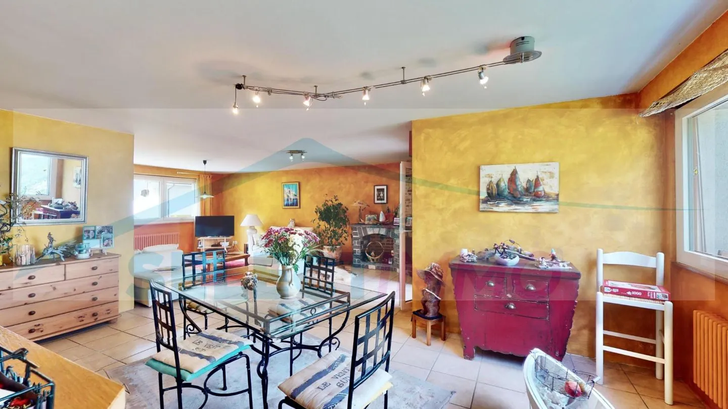 Spacieuse Villa Jumelée - Photo 9 sur 13