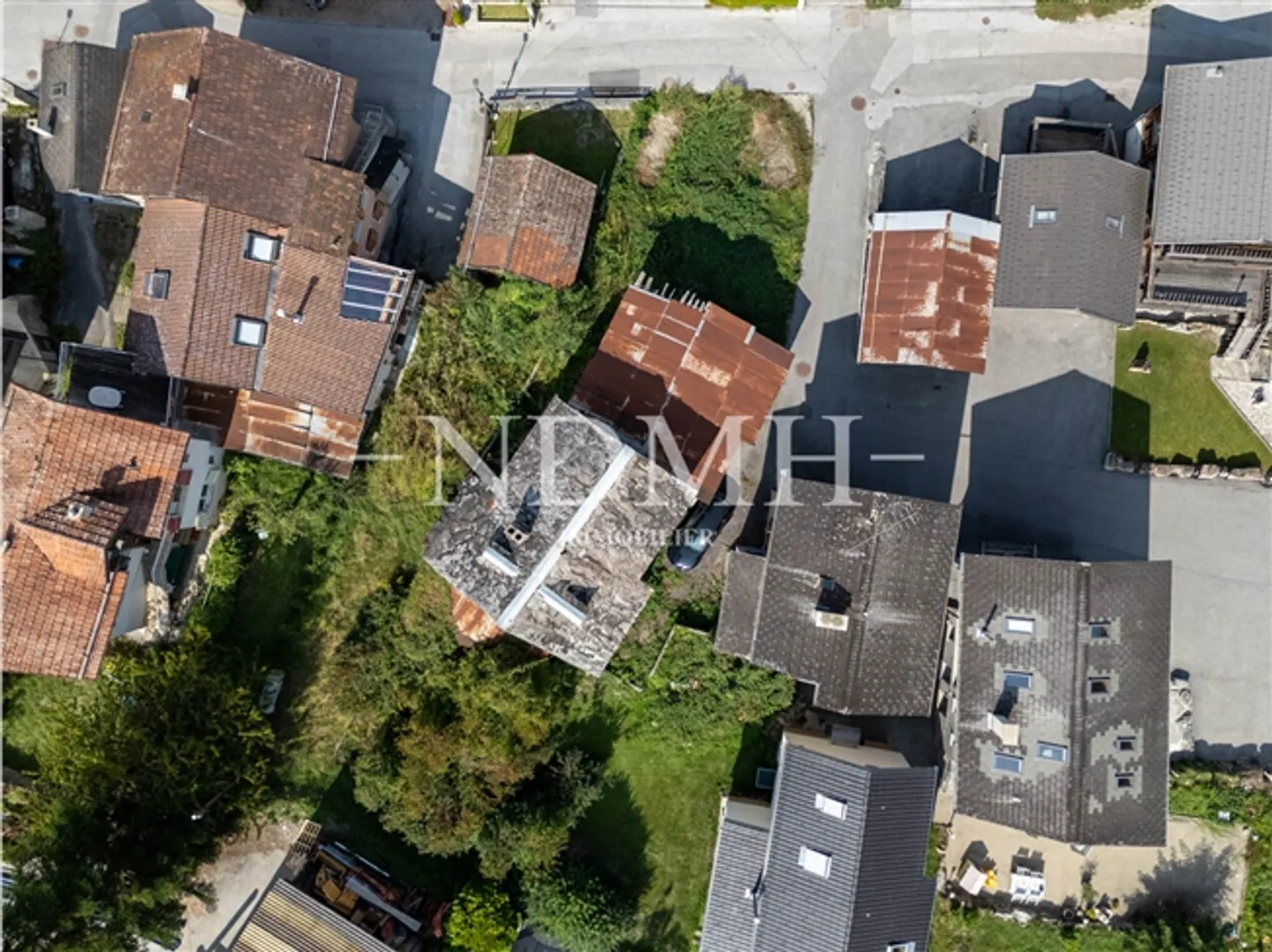 Un'opportunità rara nel cuore di Chalais - Terreno di 742 m² - Foto 5 di 11