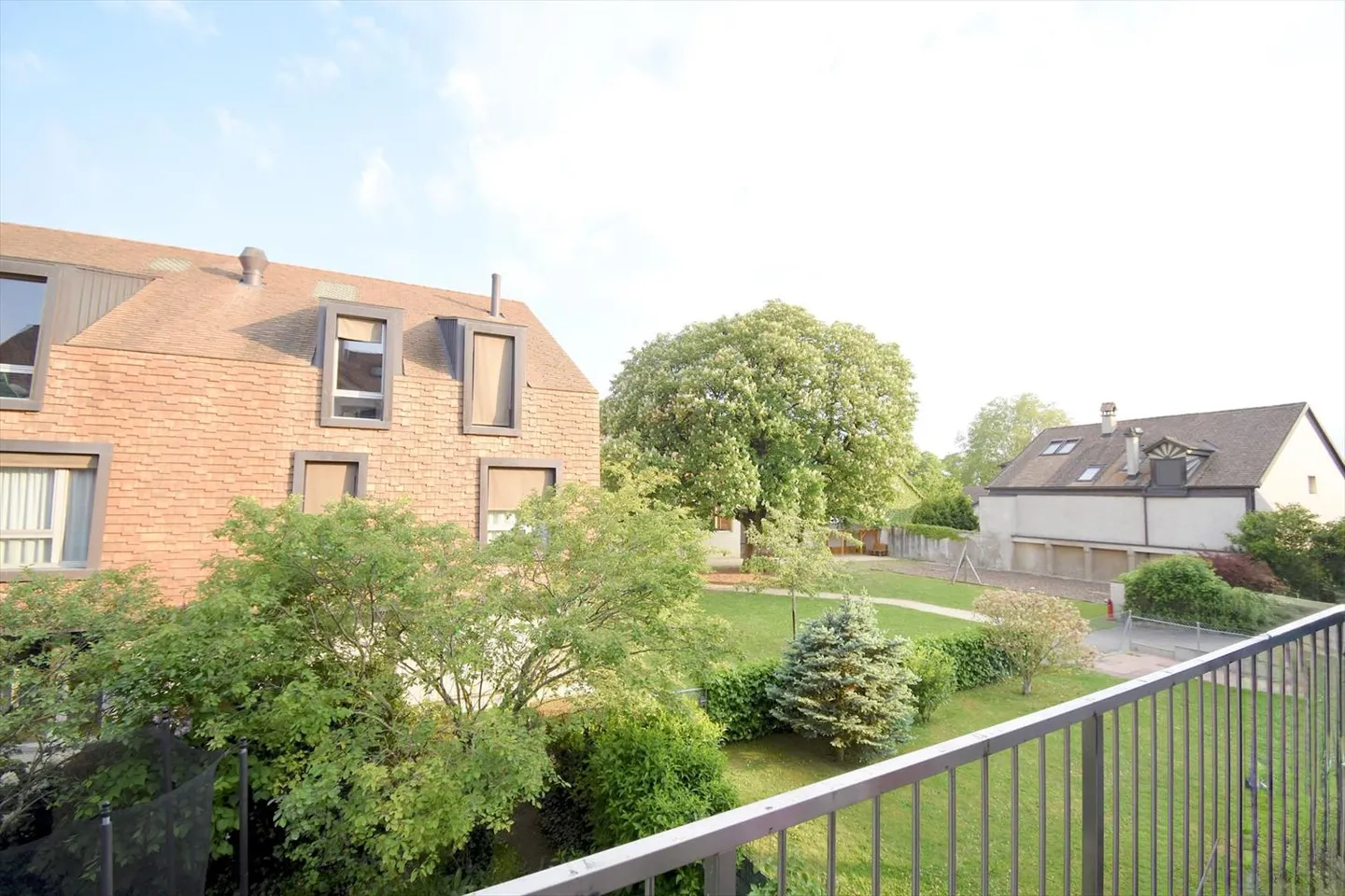 Charmantes Familien-Tripleks im Herzen von Lavigny ? 140 m² auf drei Ebenen - Foto 1 von 10