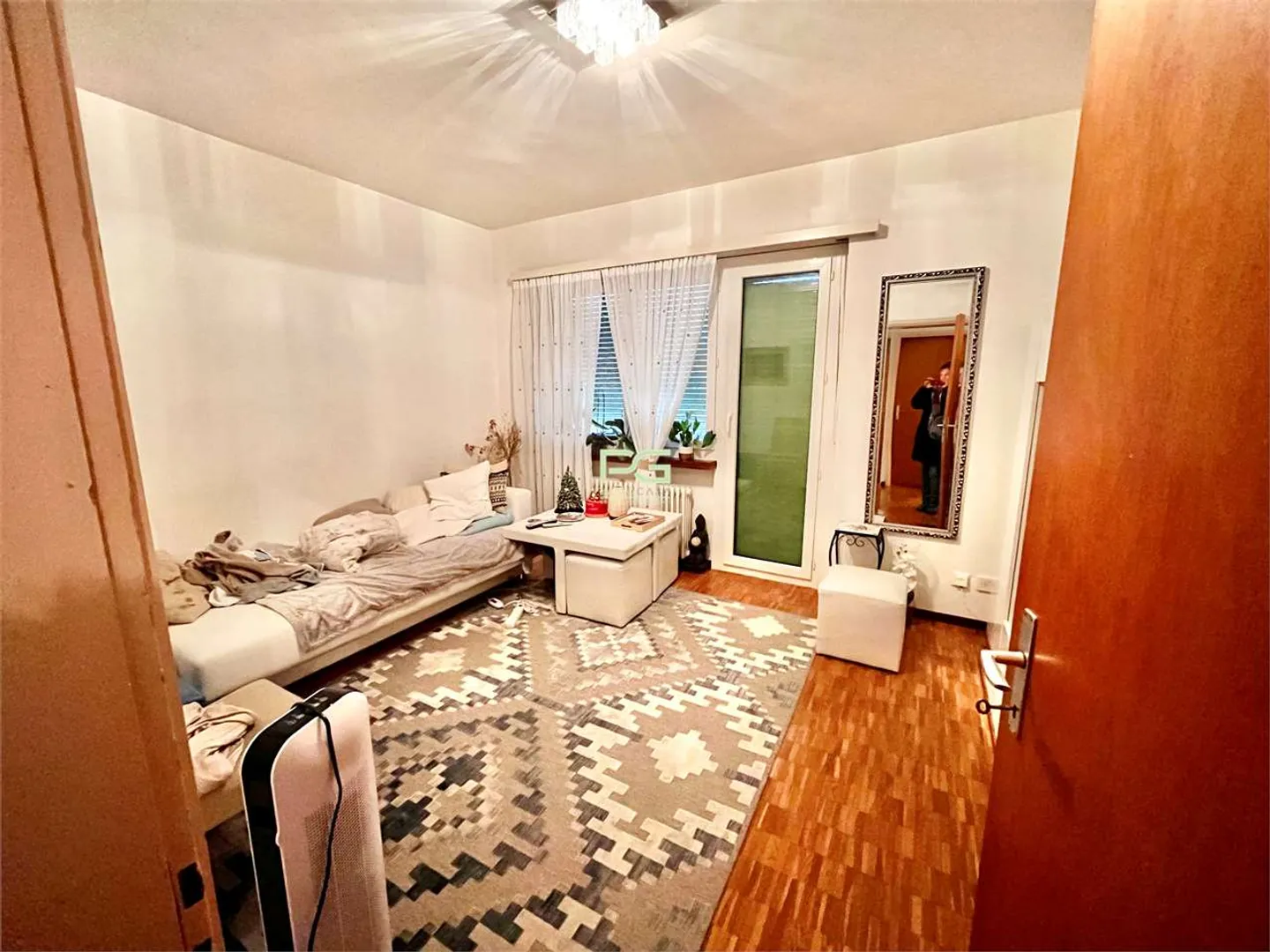 3.5 Room Apartment with Garden - Photo 2 of 7