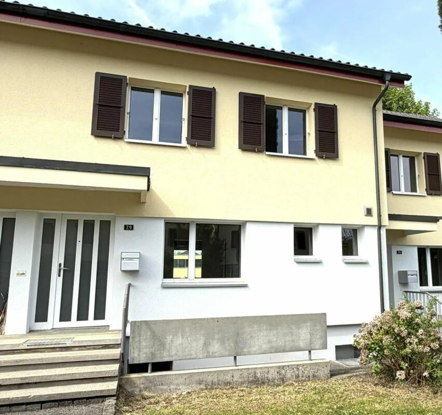 5 1/2 Zimmer - Reihenhaus mit Potential für individuelle Gestaltung - Foto 1 di 13