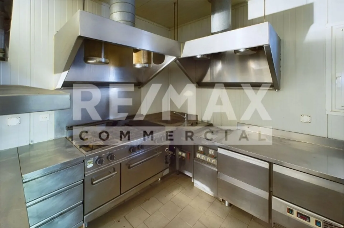 «Hotel» - Photo 9 sur 13