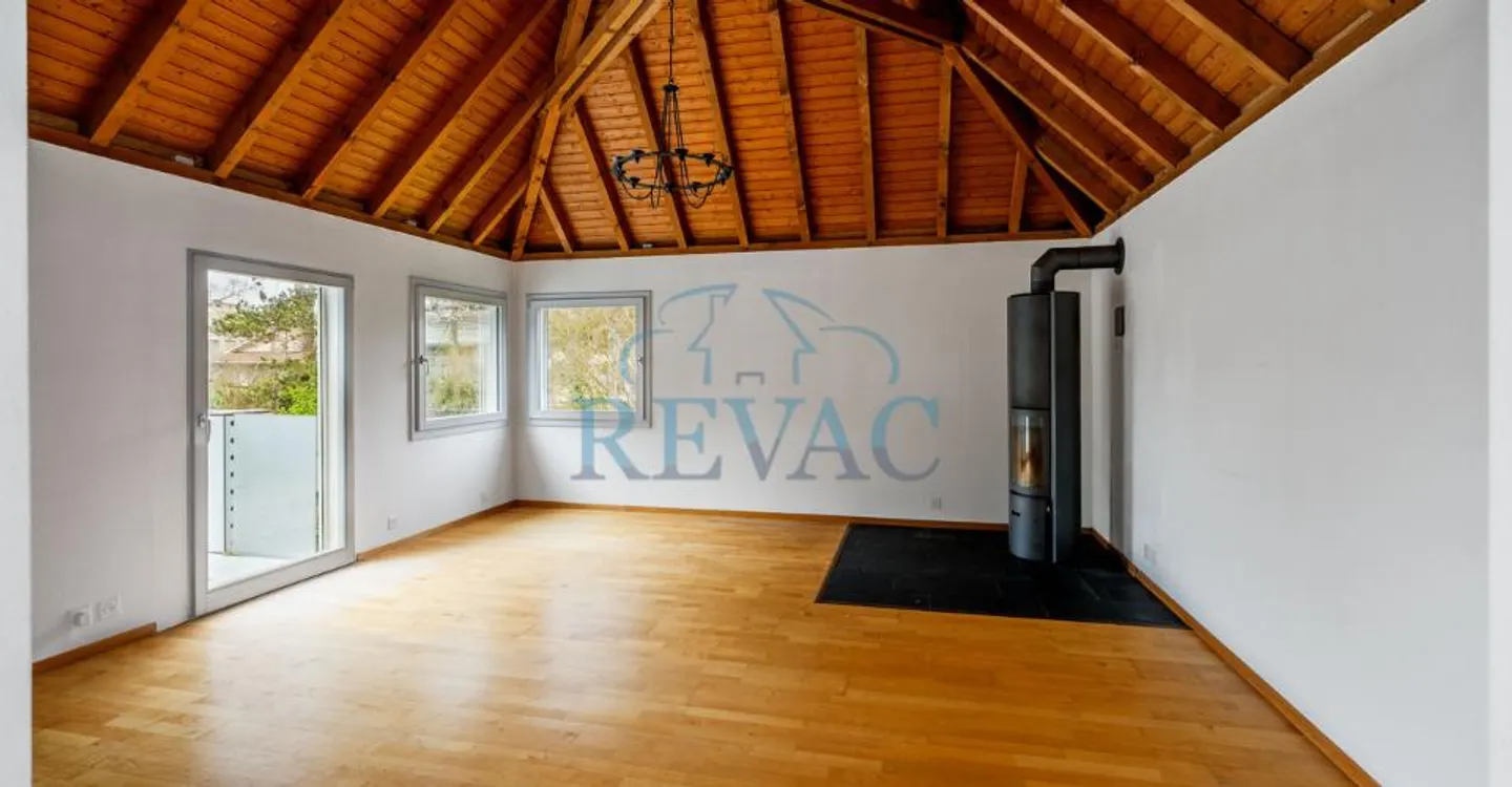 Exceptional villa in Conches with vast development potential - Photo 6 of 6