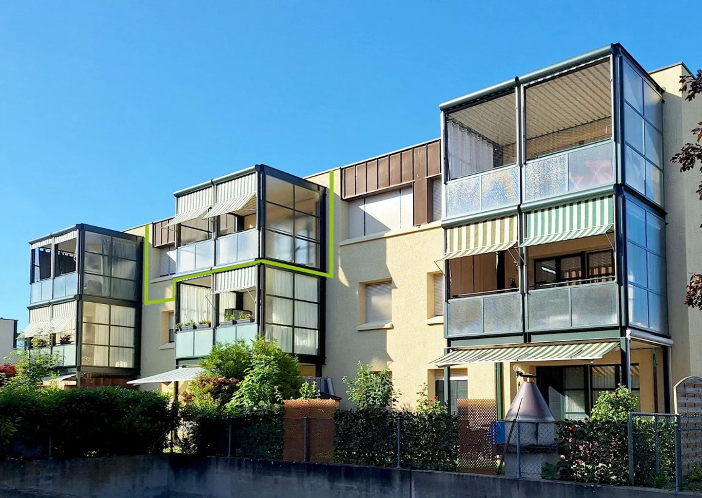 Vivre en Droit de Construction - Une Maison Entre Nature et Centre-Ville - Photo 1 sur 9