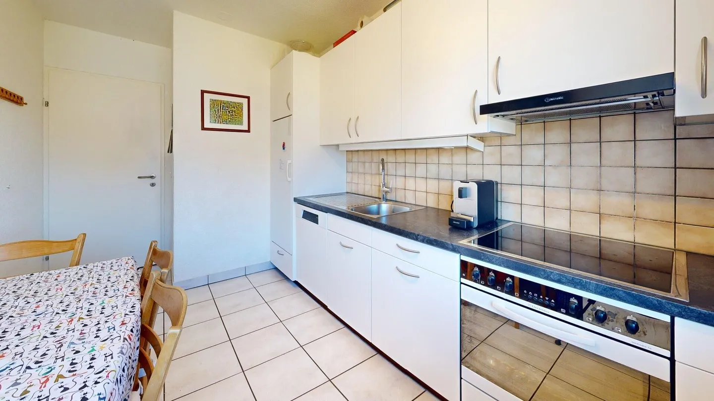 Résidence principale ou de vacances confortable avec galerie et vue sur le lac - Photo 11 sur 23