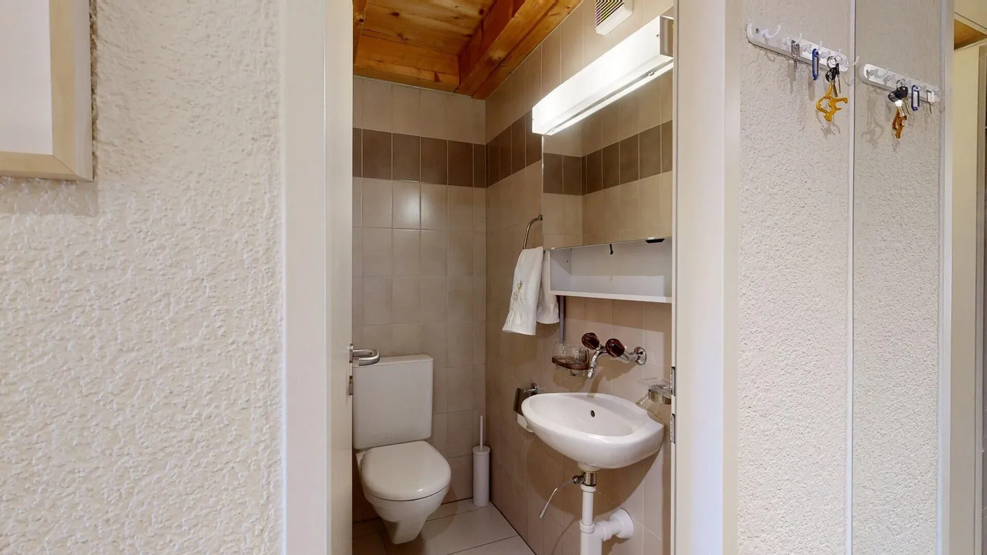 Résidence principale ou de vacances confortable avec galerie et vue sur le lac - Photo 14 sur 23