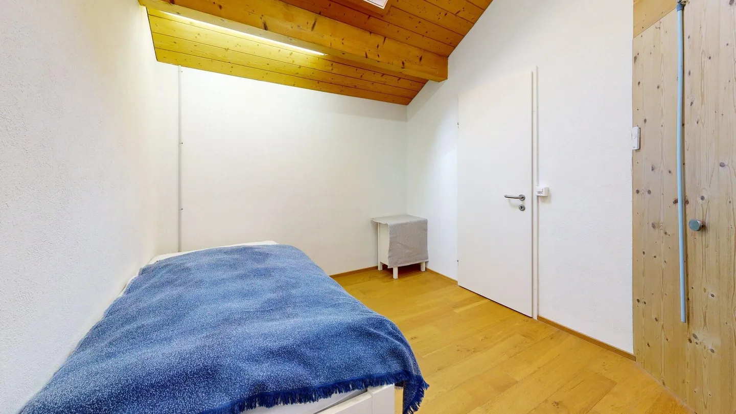 Résidence principale ou de vacances confortable avec galerie et vue sur le lac - Photo 18 sur 23