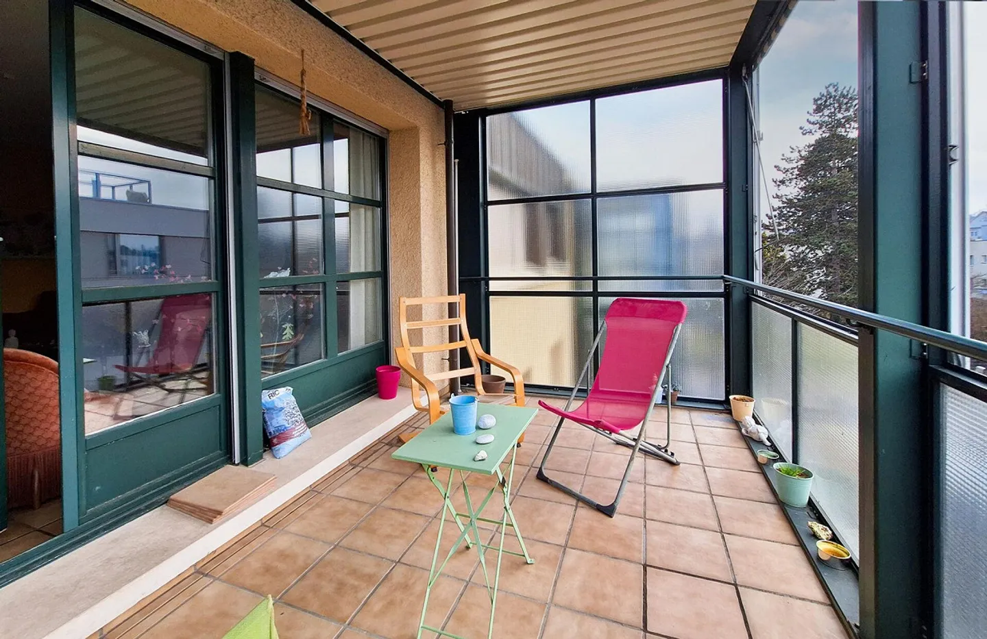 Vivre en Droit de Construction - Une Maison Entre Nature et Centre-Ville - Photo 6 sur 9