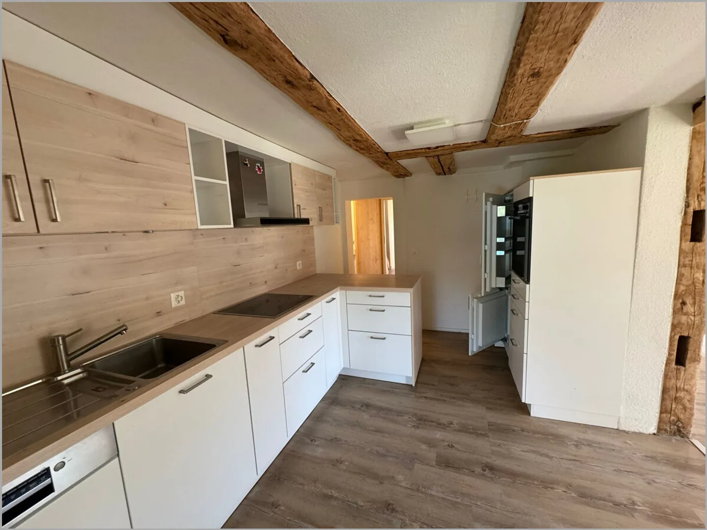 Casa intergenerazionale con molto spazio esterno, ideale per gli amanti degli animali! - Foto 4 di 13