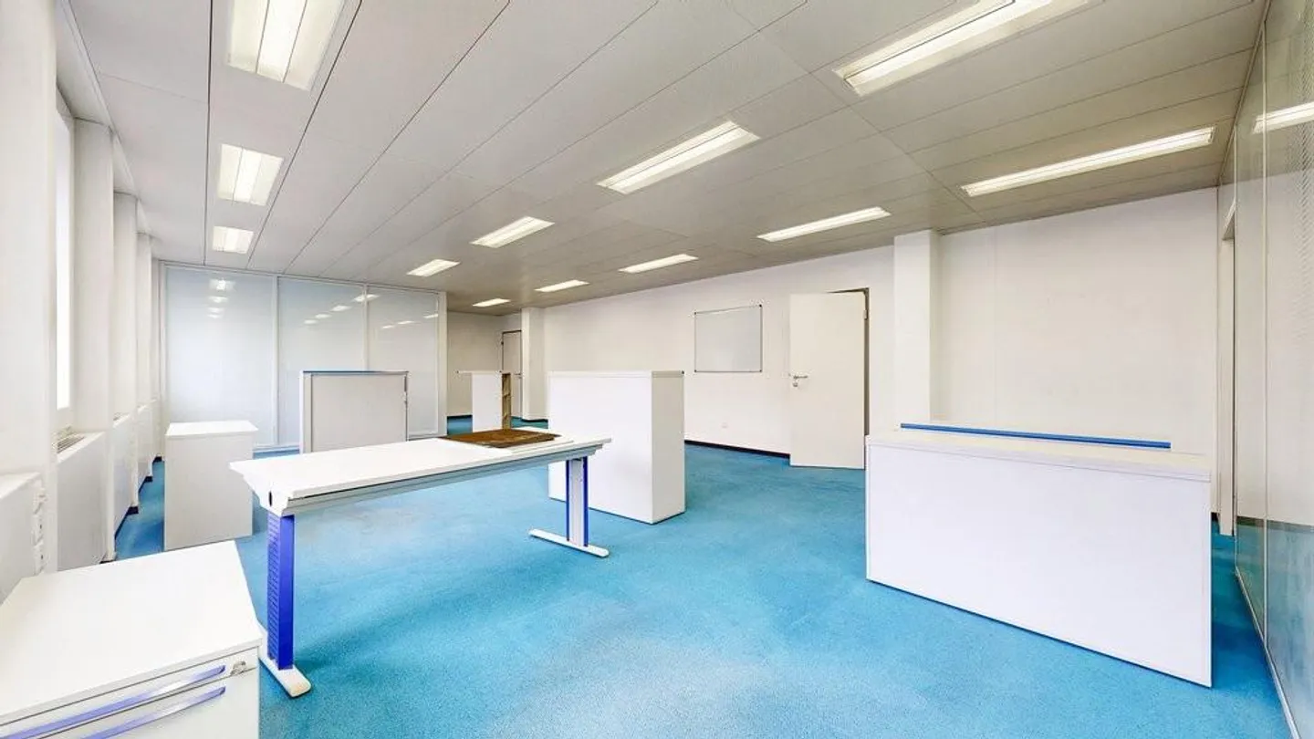 Spazio studio/ufficio ottimamente collegato con elevato passaggio pedonale - Foto 7 di 11