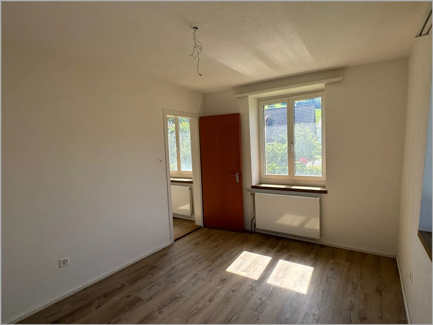 Casa intergenerazionale con molto spazio esterno, ideale per gli amanti degli animali! - Foto 9 di 13