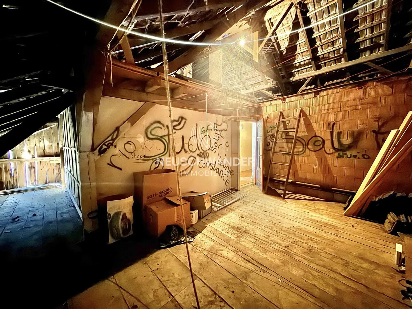 Industry - Photo 5 of 13