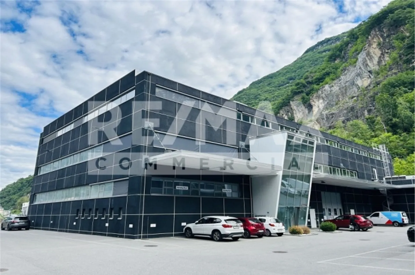 «Apartment» - Photo 1 sur 13