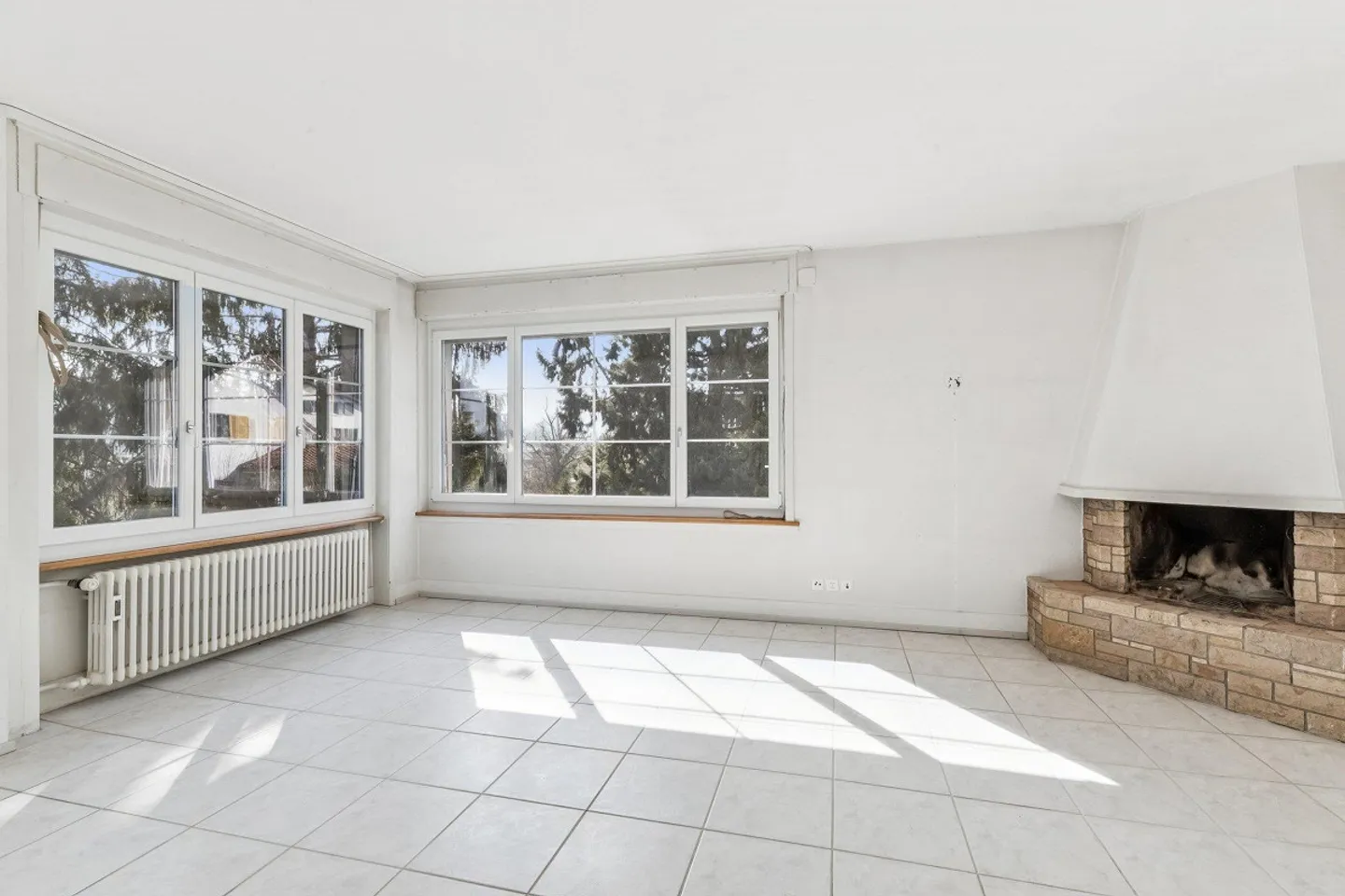 Charming Home with Luxurious Garden Ambiance - Photo 3 of 5