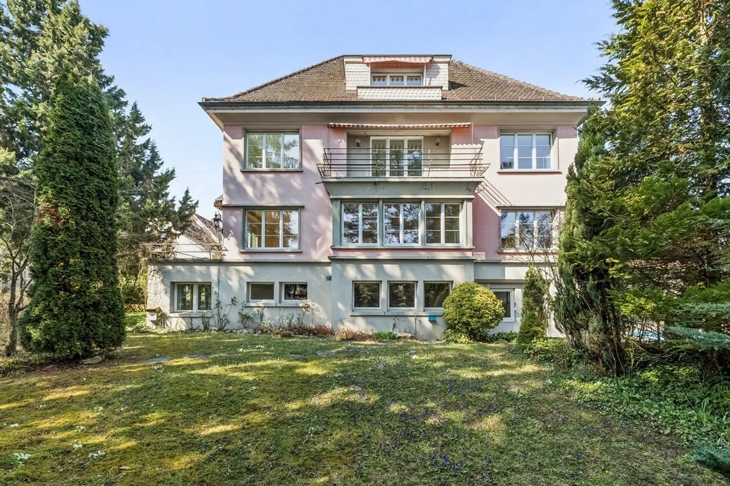 Charming Home with Luxurious Garden Ambiance - Photo 1 of 5