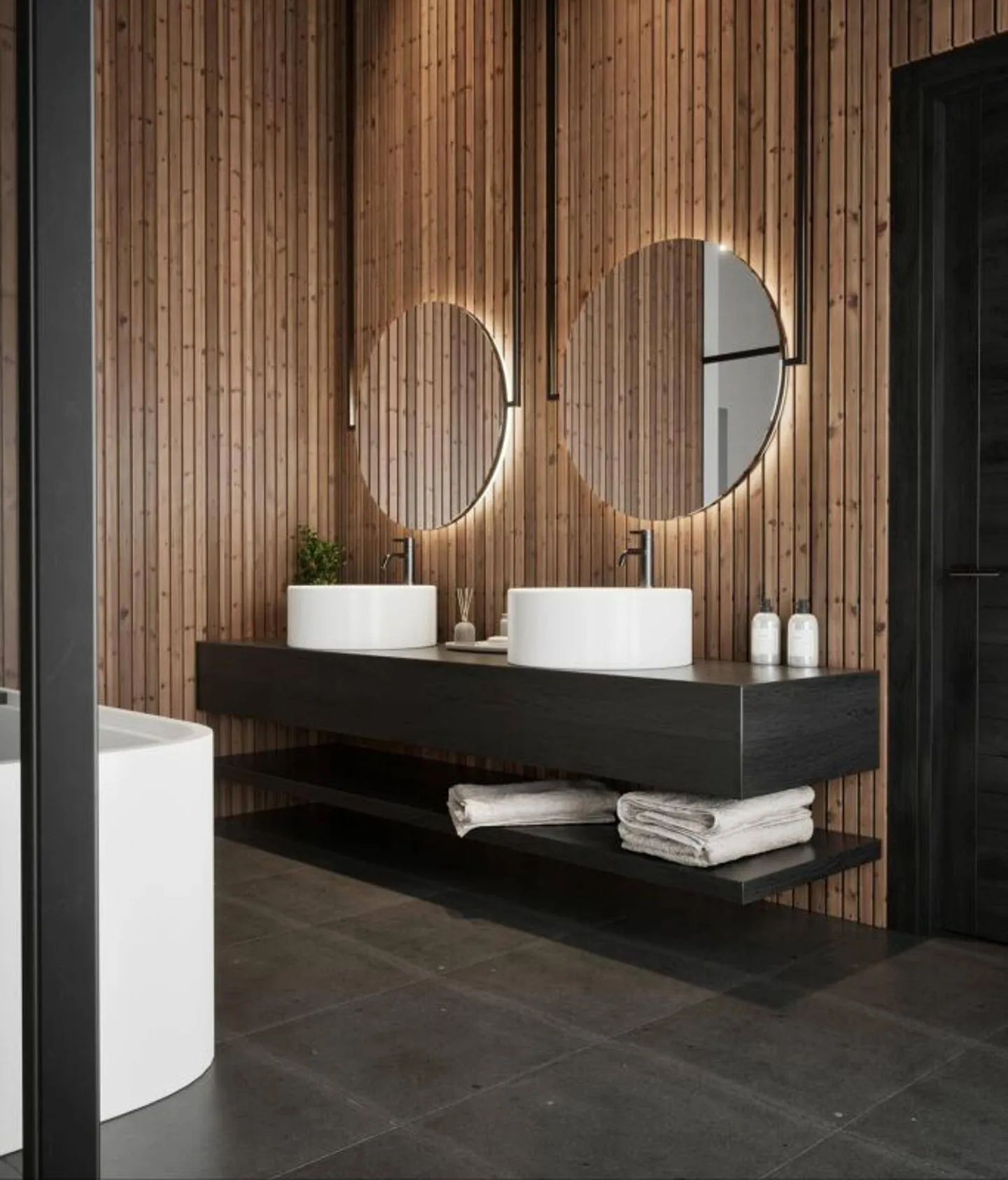 Chalet con Finiture Personalizzate - Foto 7 di 9