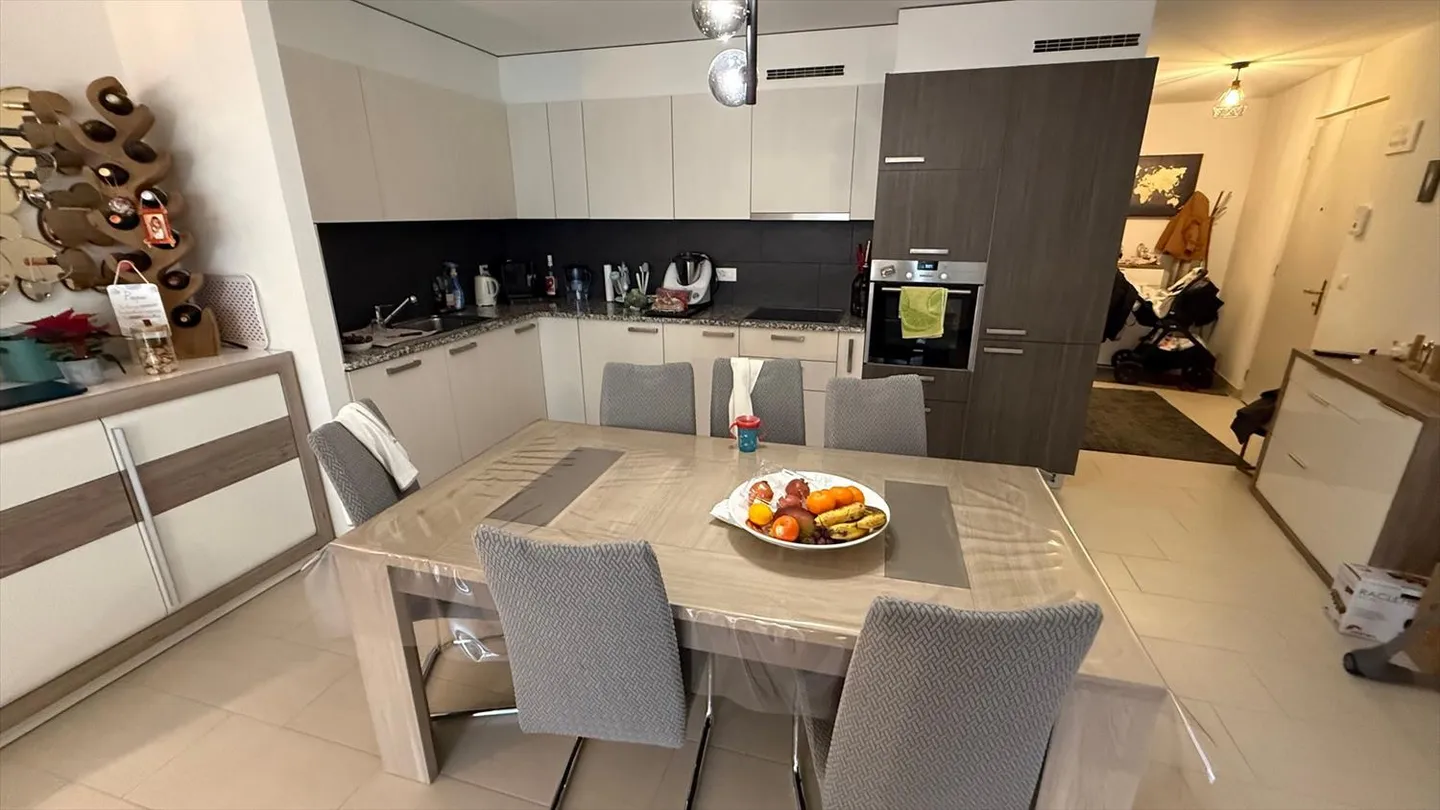 Appartement lumineux 3.5 pièces - Photo 2 sur 9