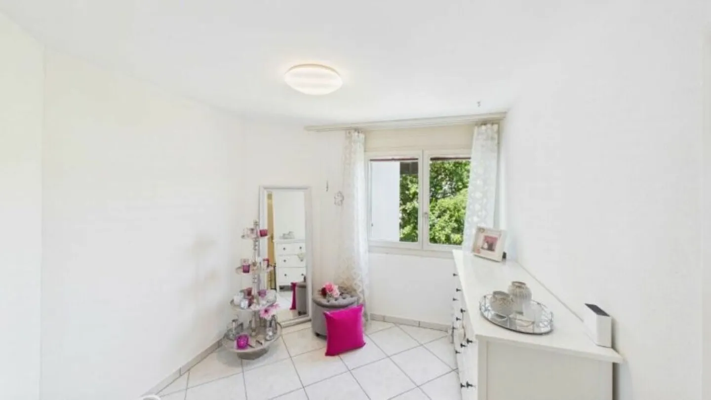 4.5-room apartment in a sought-after location in Aadorf - Photo 7 of 10