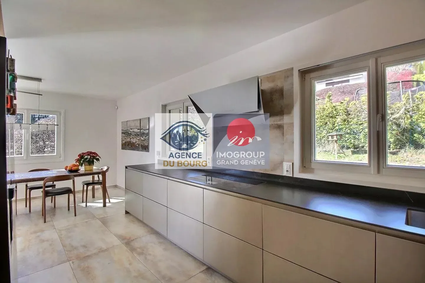 Villa with Whirlpool and Sauna renovated - beautiful garden with lake and Mont-Blanc view - Photo 9 of 17