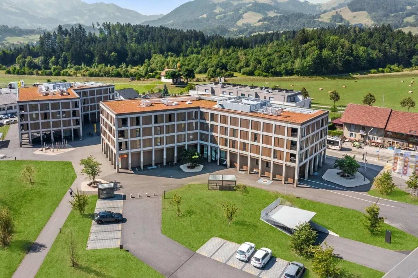 SUPERB 3.5-room apartment! - Photo 6 of 8