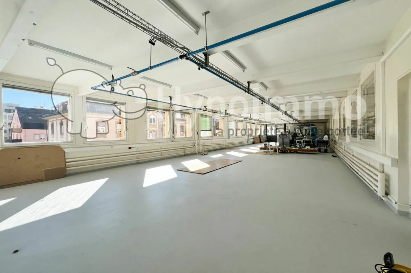 Spazio industriale/commerciale di 240 m2 in affitto a Le Locle - Foto 1 di 7