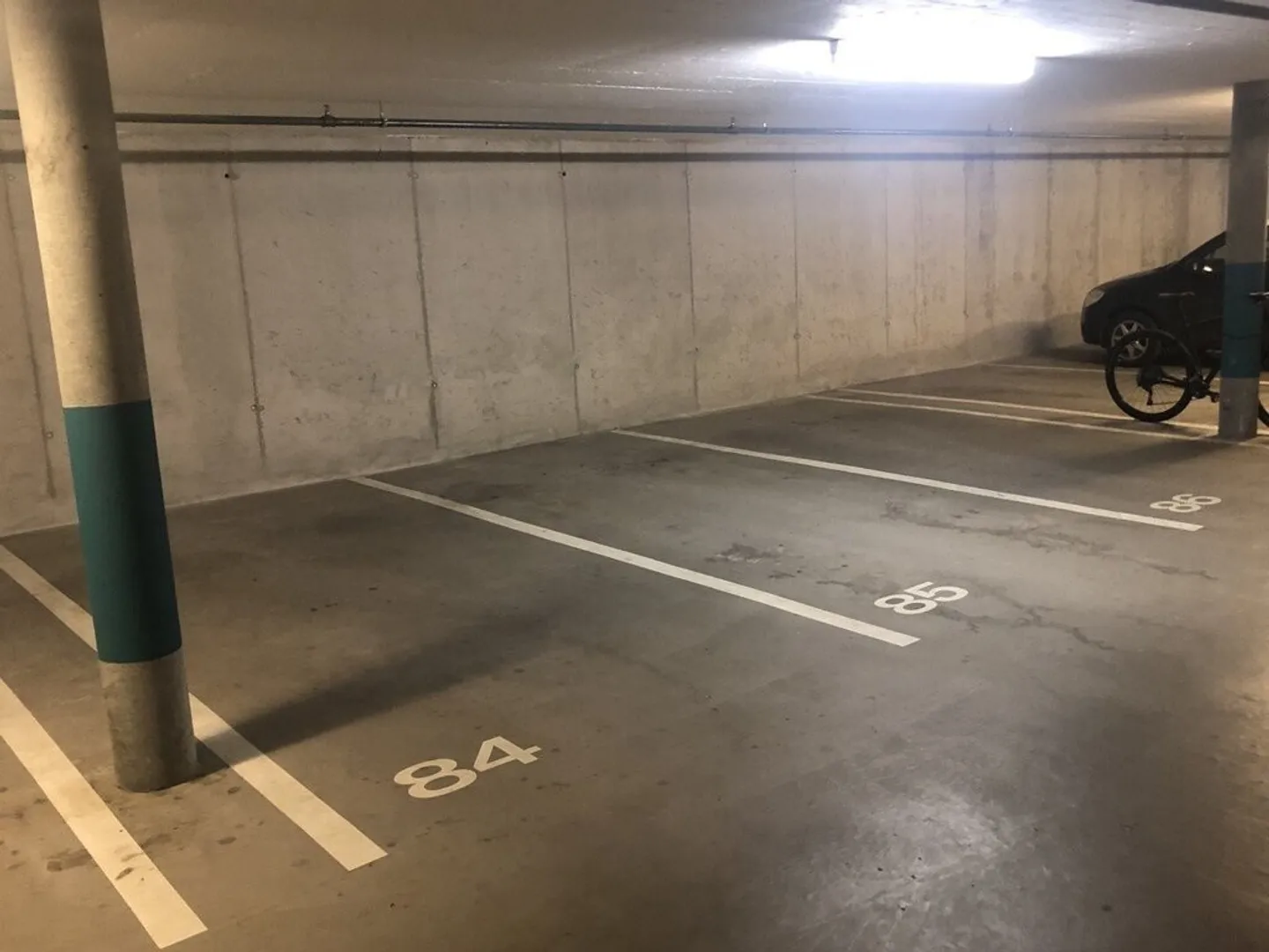 Posti auto in parcheggio sotterraneo vicino al centro città - Foto 2 di 2