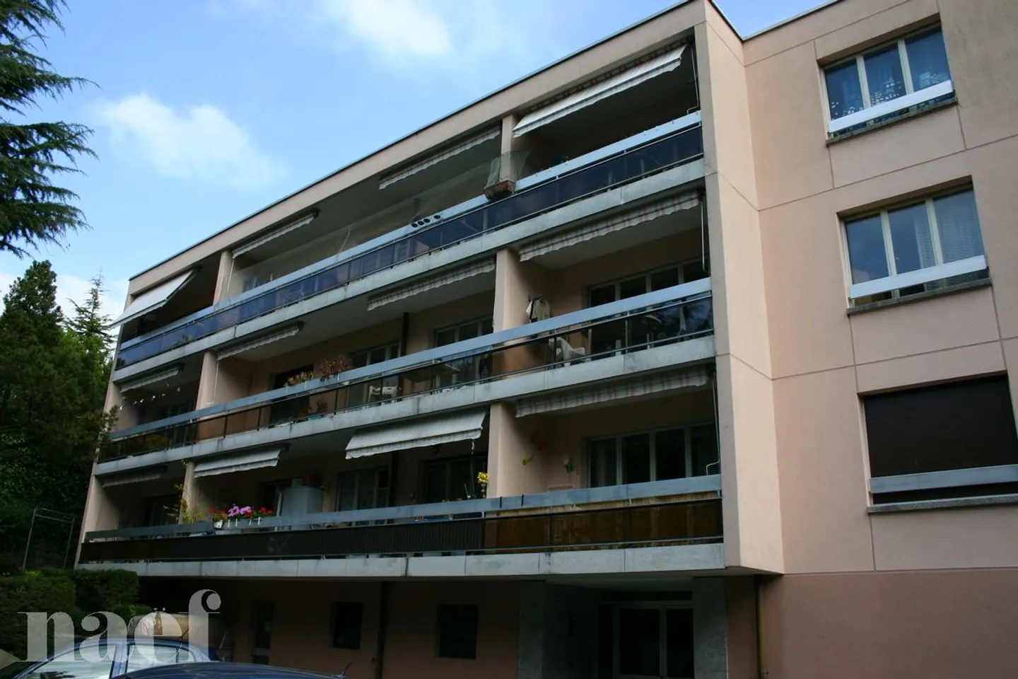 Vollständig renovierte 2,5-Zimmer-Wohnung - Foto 2 von 2