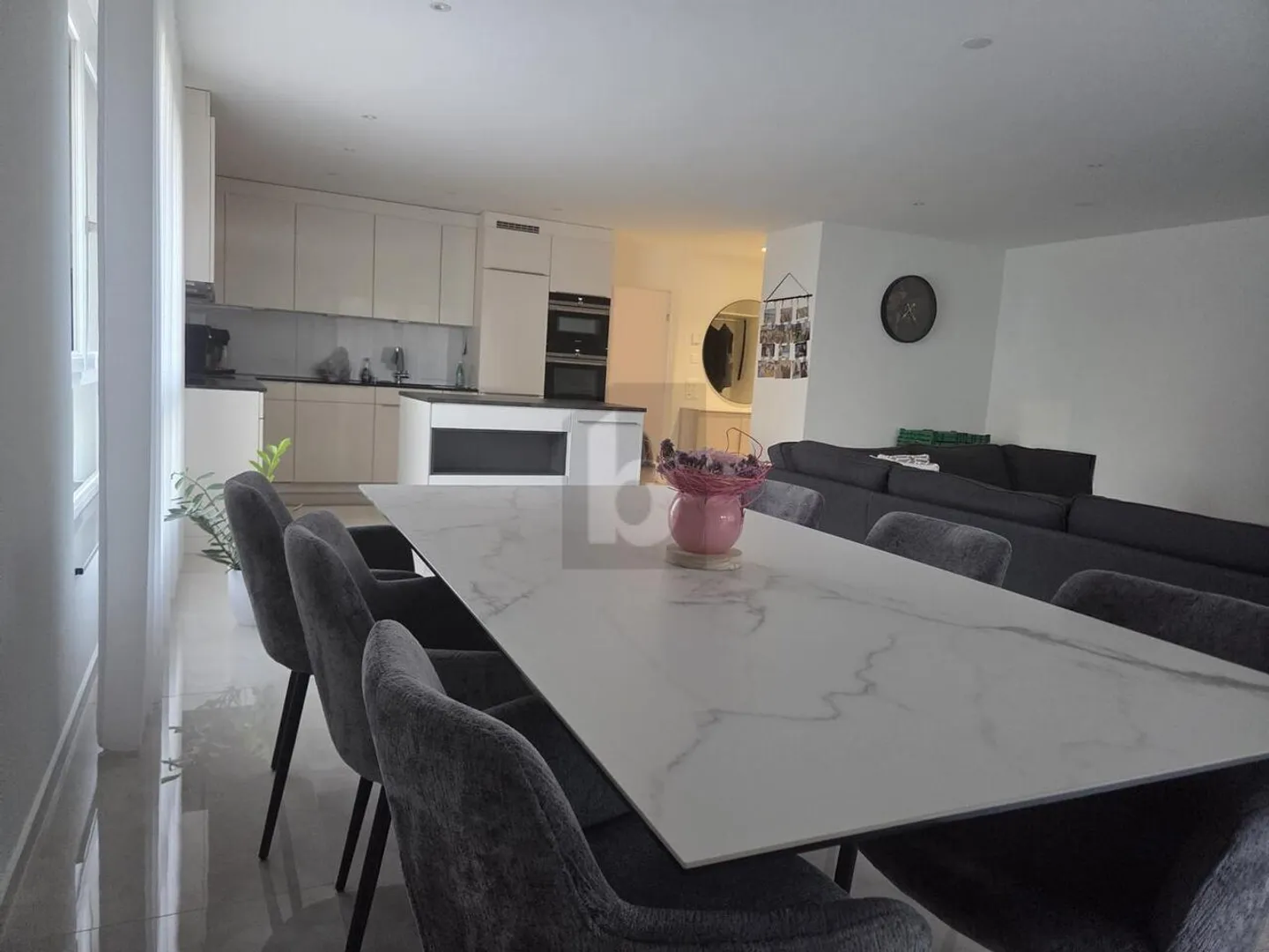 115 M² Living Space with 20 M² Garden Terrace - Photo 4 of 6