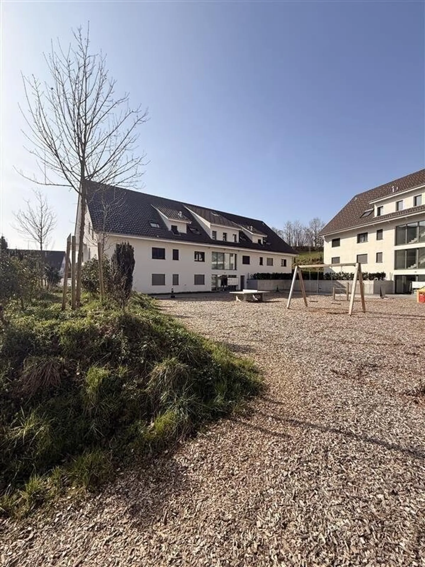 Moderne 2.5-Zimmerwohnung - Foto 2 von 6