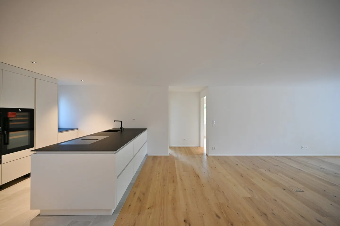 LUXURIÖS, MODERN UND ÄUSSERST KOMFORTABEL - Foto 3 von 10