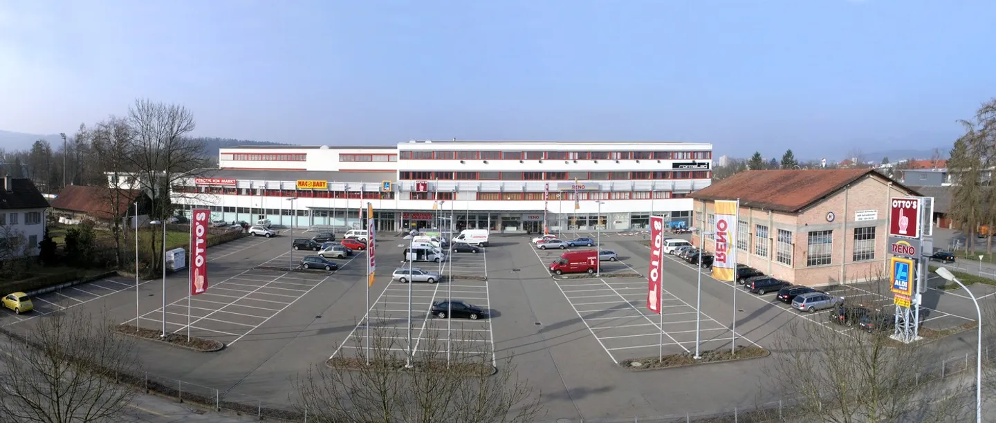 Attractive sales/commercial space for rent - Photo 1 of 5