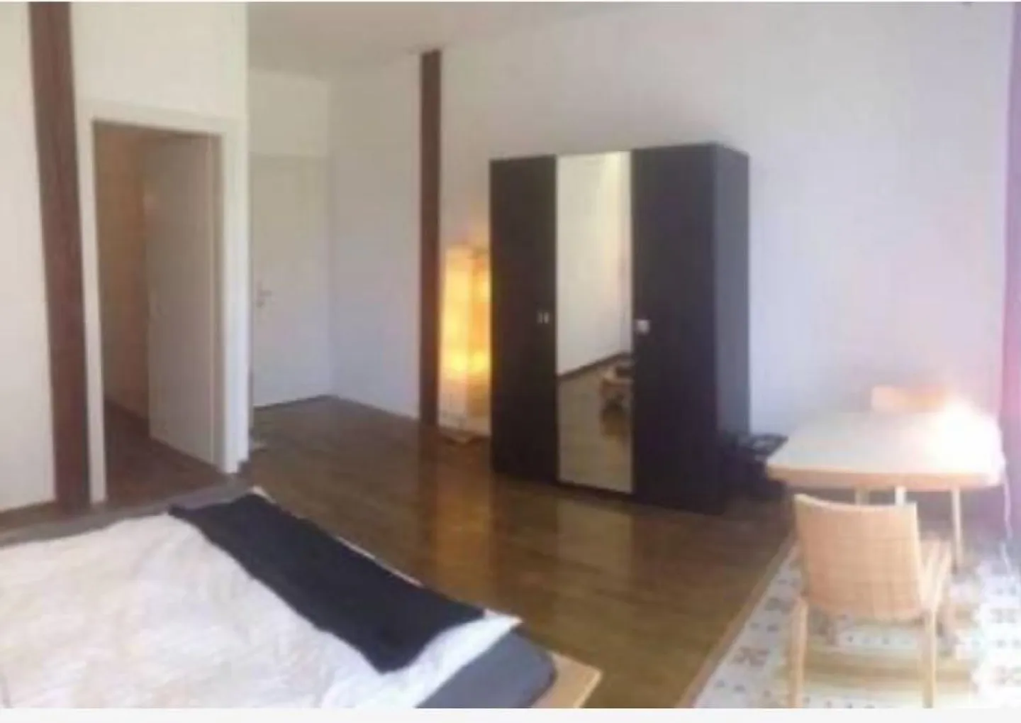 Grande chambre meublée au Chalet à Gobet - Photo 3 sur 4