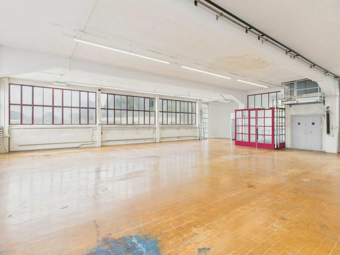 465 m² Gewerbe-, Lager- oder Atelierfläche - Photo 3 sur 8
