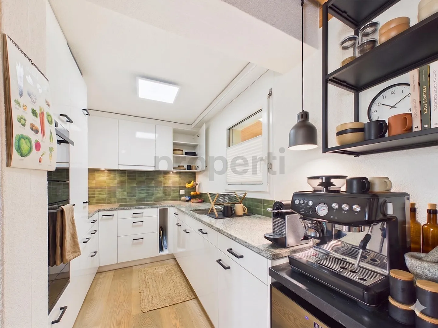 Beautiful duplex apartment in a family-friendly location - Photo 4 of 12