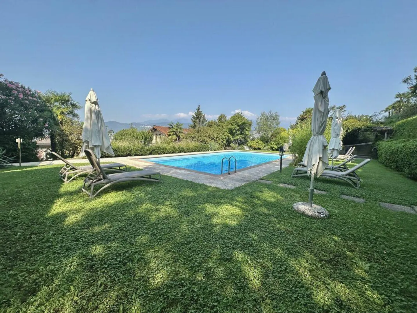 Elegante 3,5-Zimmer-Wohnung mit Seeblick - Foto 7 von 11