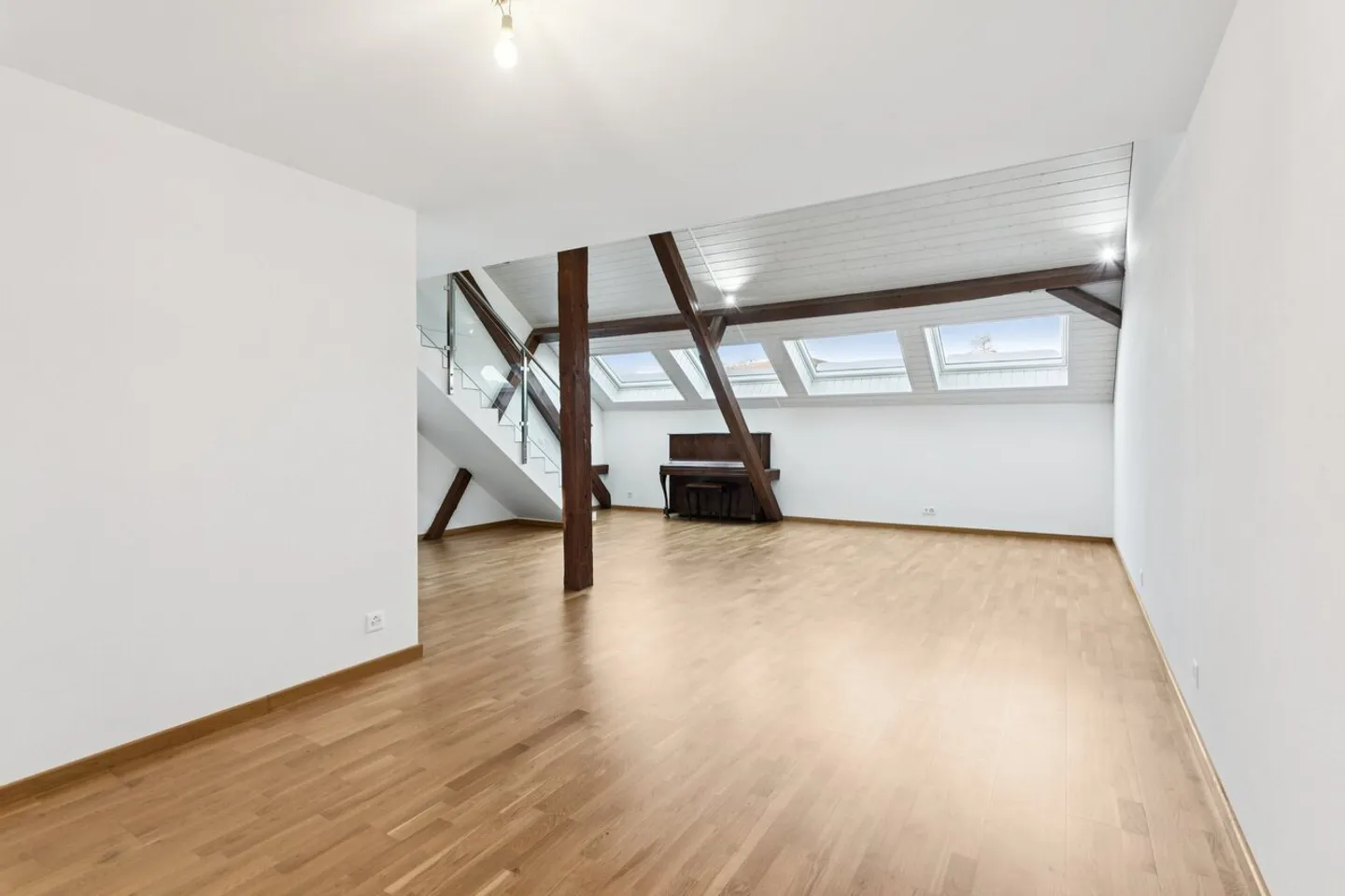 Haus mit 3 Wohnungen - Foto 5 von 13
