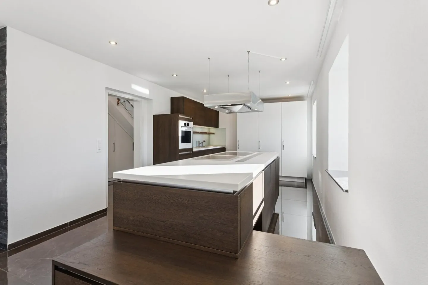 Haus mit 3 Wohnungen - Foto 8 von 13