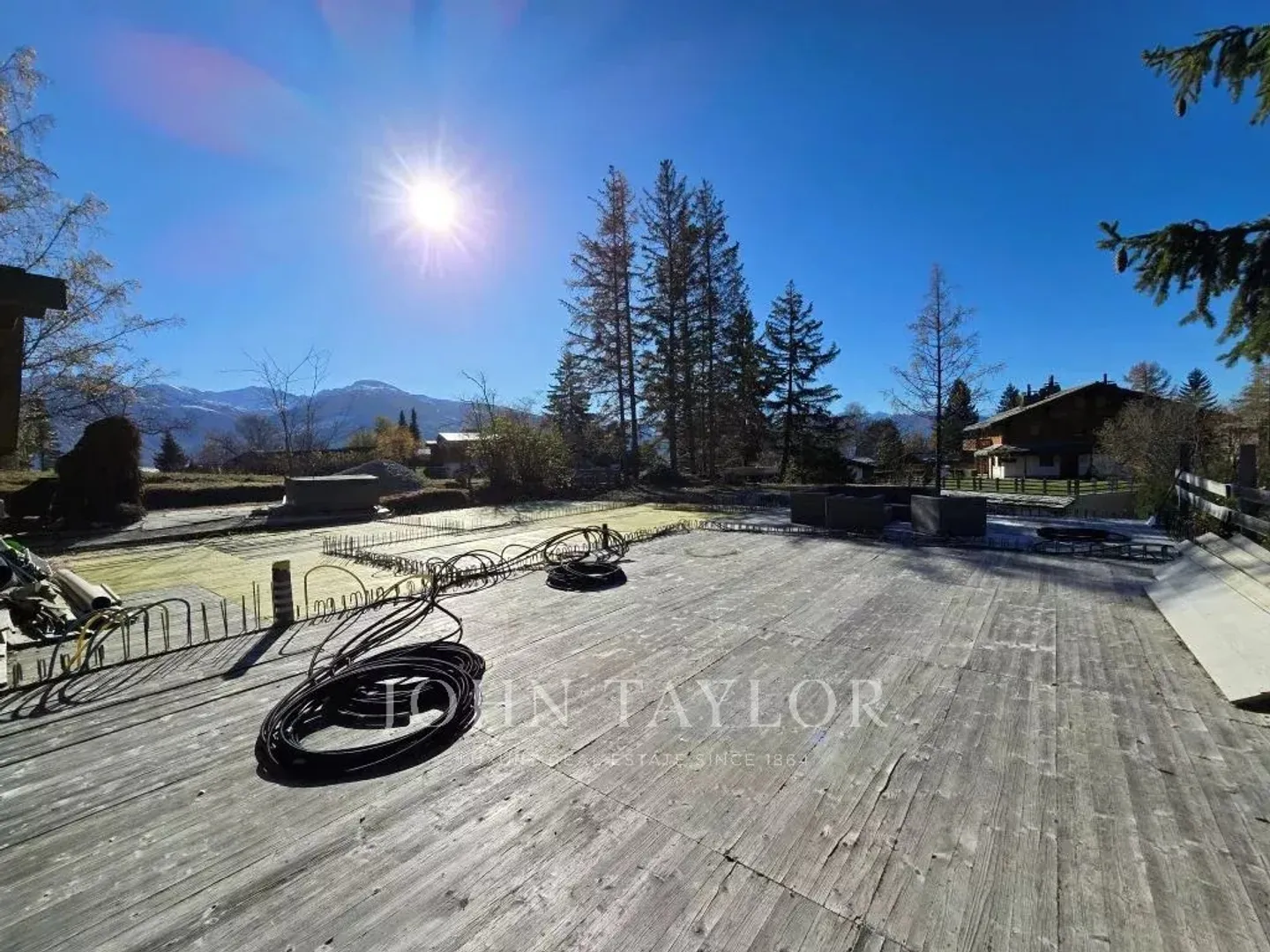 Chalet 8.5 rooms - Photo 4 of 8