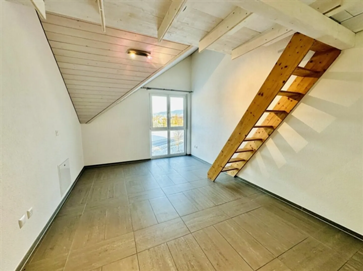 Helles Zuhause mit Bergblick - Foto 5 von 7